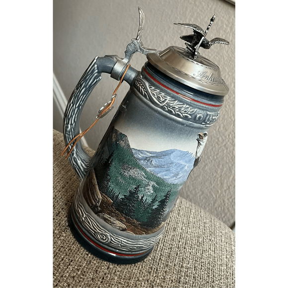 Budweiser Ltd Edition Collector  Stein Bald Eagle Design with Pewter Lid - Picture 1 of 9